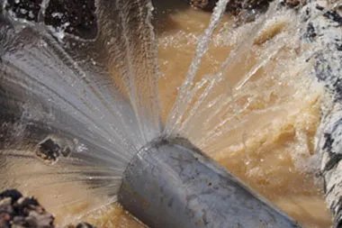 Ridgefield Repairing Water Mains